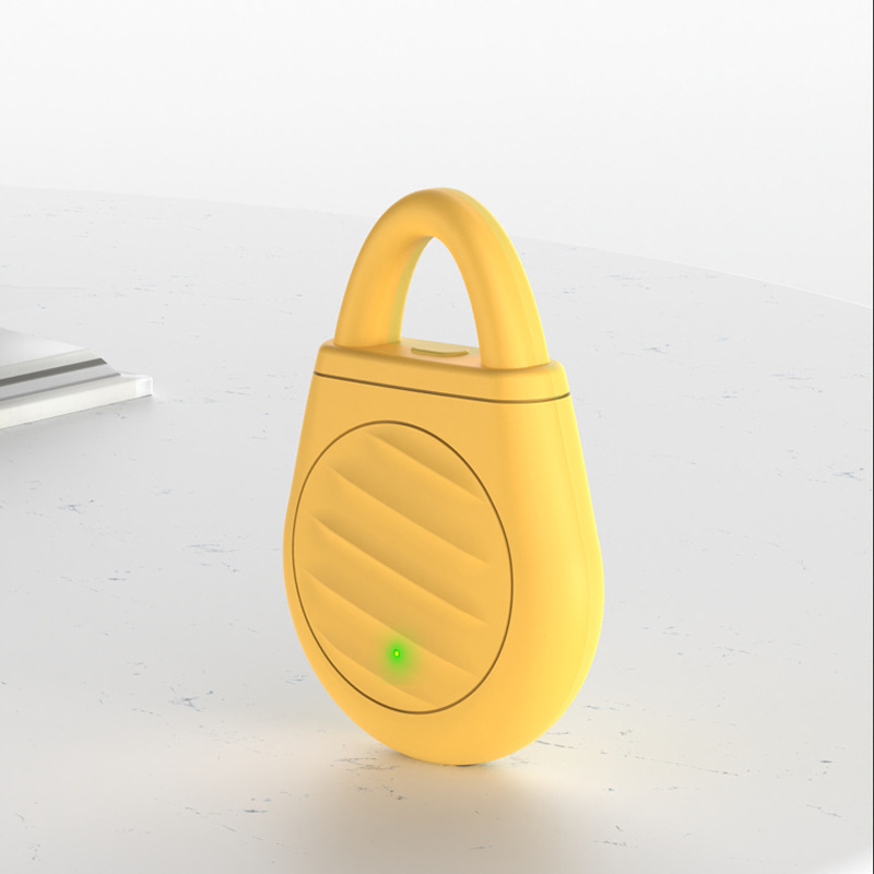 🔥Limited time offer Buy 3 get 3 free！🐦No more trouble from birds, beasts and locusts！Portable Ultrasonic Bird Repellent Keychain